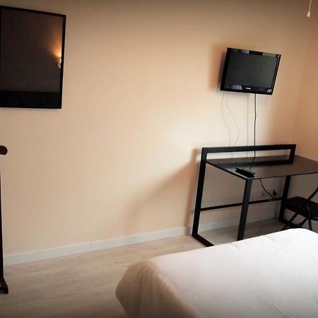 Hotel Le Rohu Séné المظهر الخارجي الصورة