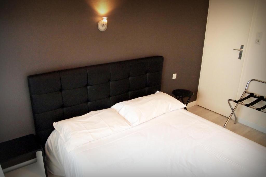 Hotel Le Rohu Séné المظهر الخارجي الصورة