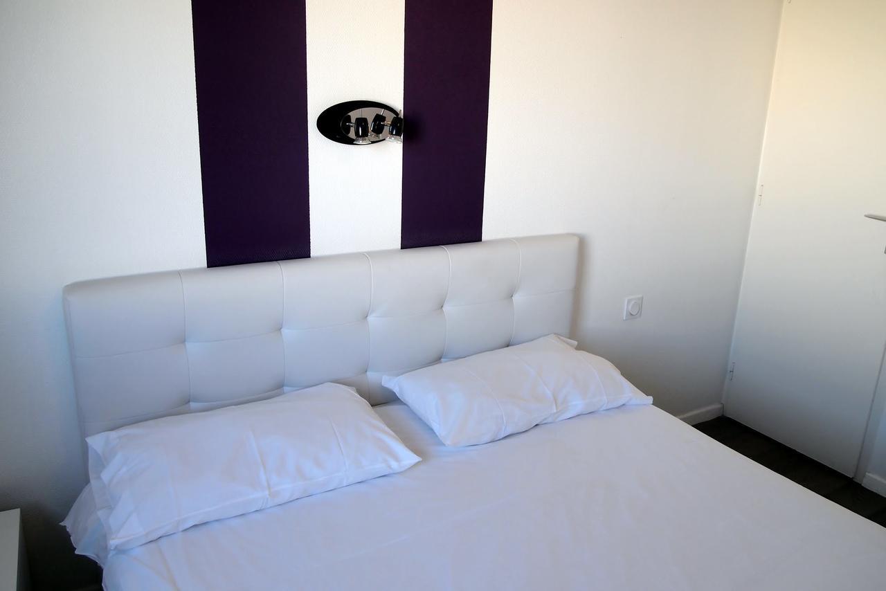 Hotel Le Rohu Séné المظهر الخارجي الصورة