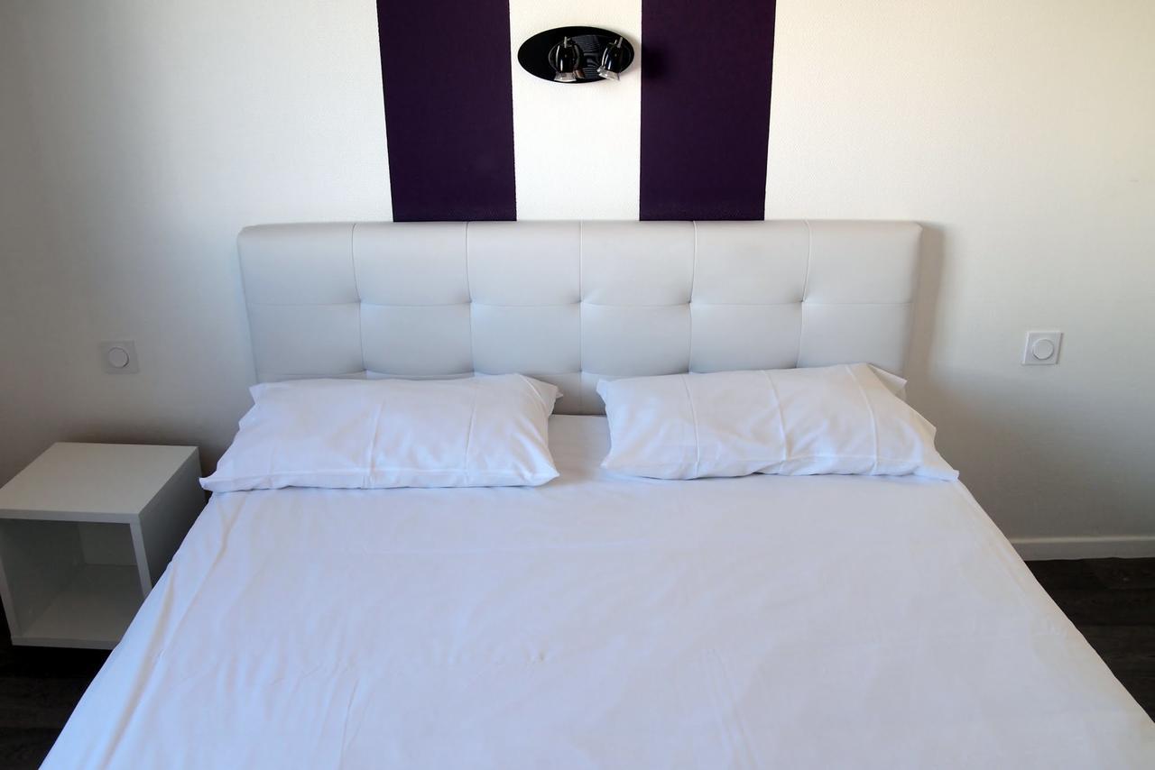 Hotel Le Rohu Séné المظهر الخارجي الصورة